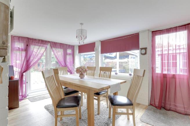 Dining Room.jpg