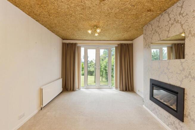 2 bed Semi-Detached for sale Image 4