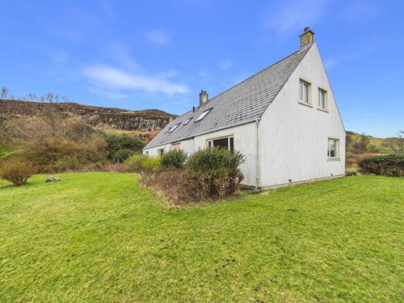 CAM03481G0-PR0141-STILL034