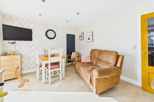 3 bed Detached for sale Image 10