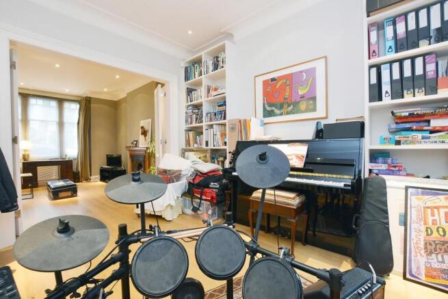 17' Music Room / Study