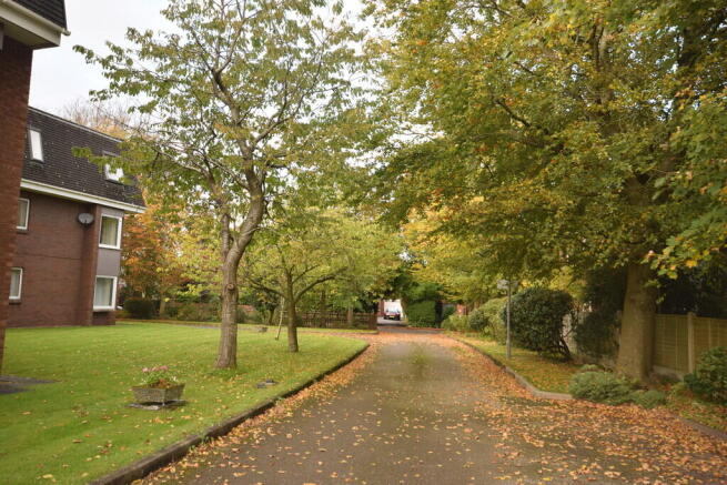FRONTAGE COMMUNAL...