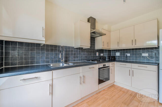 1e6ee3af-45d6-474...