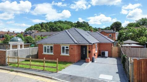 Napier Road, Crowthorne