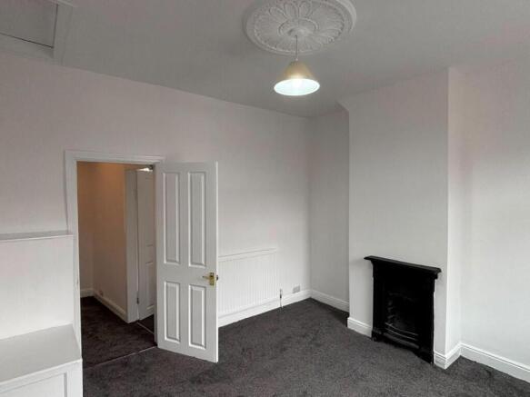 Bedroom 1.jpeg