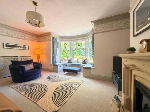 4 bed Detached for sale Image 4