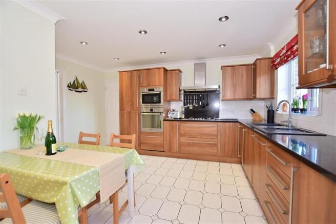 Kitchen/Breakfast Room