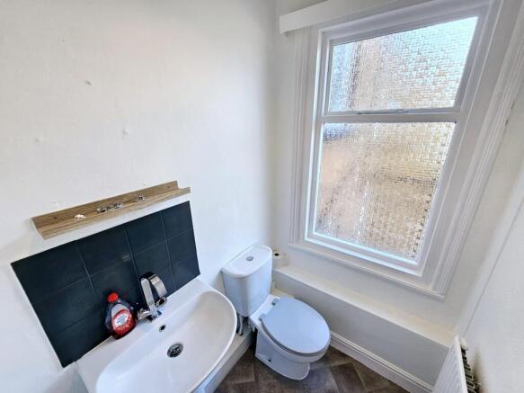 2 bed Terraced for sale Image 11