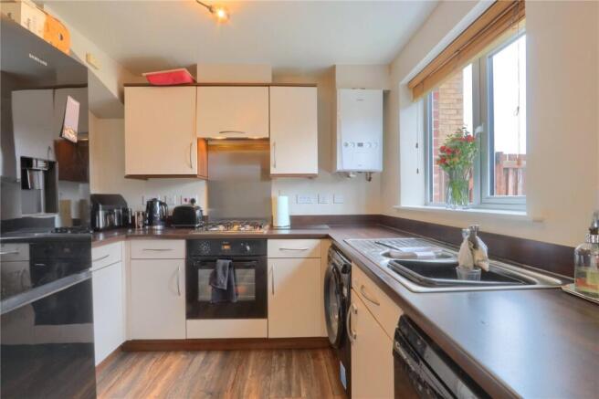 3 bed Semi-Detached for sale Image 5
