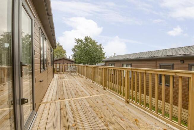 2 bed Mobile Home for sale Image 12