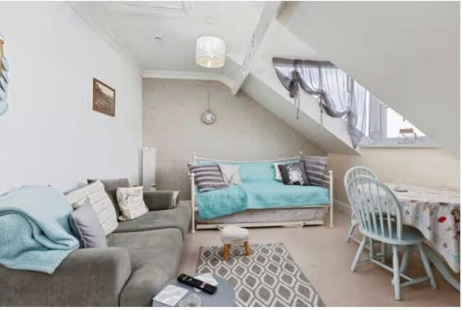 1 bed Flat for sale Image 4