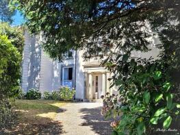 Flat 7, Southleigh House, Lemon Street, Truro TR1 2PE