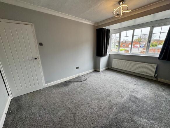 anotherfrontroom.jpeg