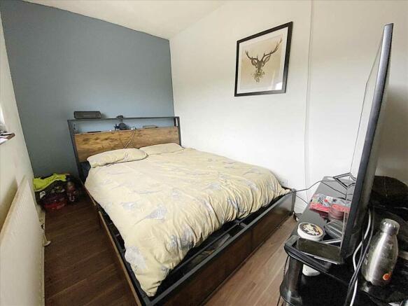 Bedroom 3: