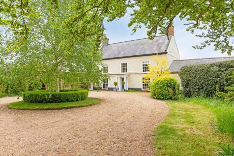 Exceptional Grade II Listed Farmhouse in Stalham