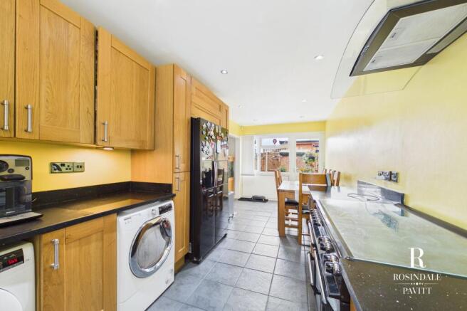 Brabazon Avenue, Wallington, SM6 photo 4