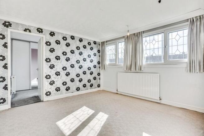 3 bed Semi-Detached for sale Image 10