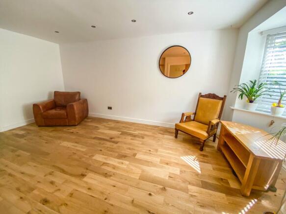 lounge 1