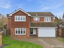 5, Courtlands, Billericay CM12 9HX