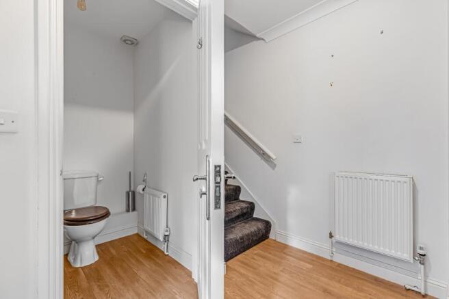 3 bed Terraced for sale Image 8