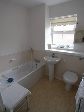 Main bathroom
