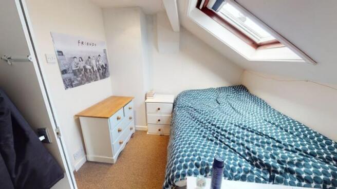 4 bed End of Terrace to rent Image 8