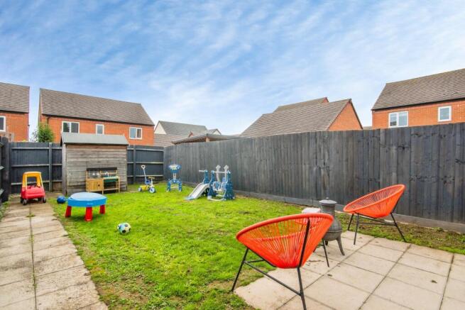 Harrow Close, Malvern, WR14 photo 4