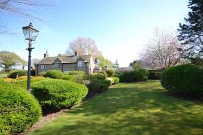 Greystone Farm, Hall Lane, Parbold, Bispham WN8 7BD