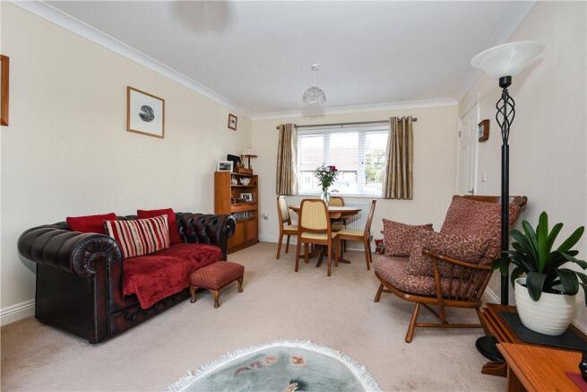 Sitting/Dining Room