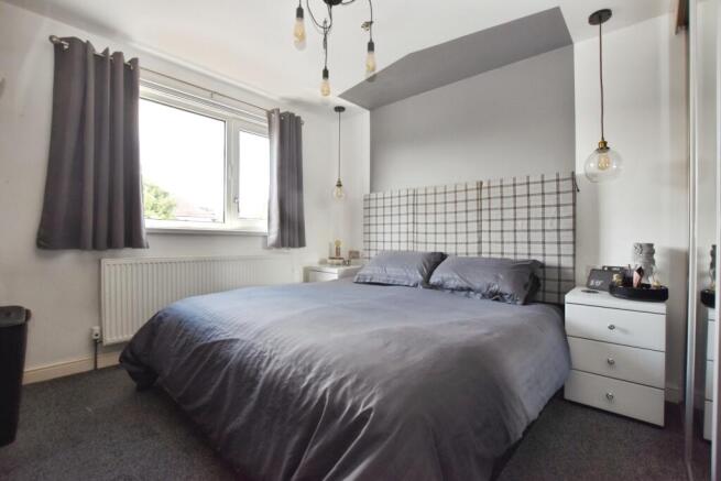 3 bed Semi-Detached for sale Image 10