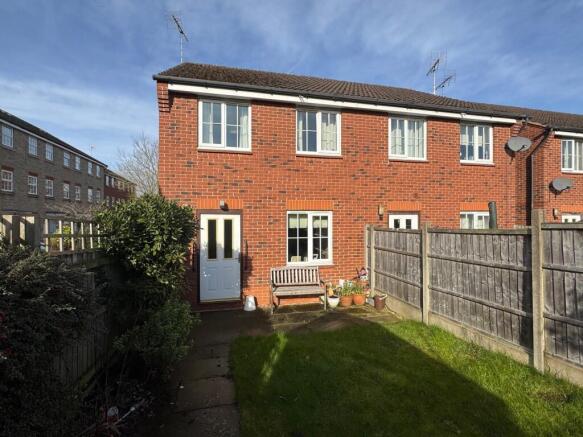 3 bed Semi-Detached for sale Image 11
