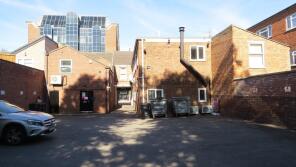 43a, Broadway, Peterborough PE1 1SQ