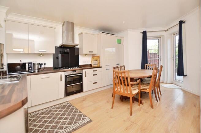 b8ec7a67-Kitchen ...