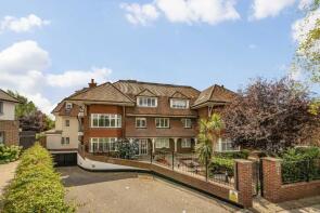 Flat 6, 10 Cadogan Court, Raleigh Close, Hendon, London NW4 2TD