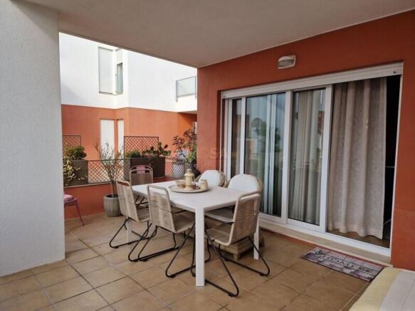 2 Bedroom Apartment with Garage and Swimming Pool 5 Minutes from Burgau Beach, Lagos
