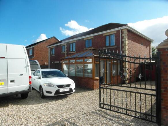 DOUBLE GARAGE