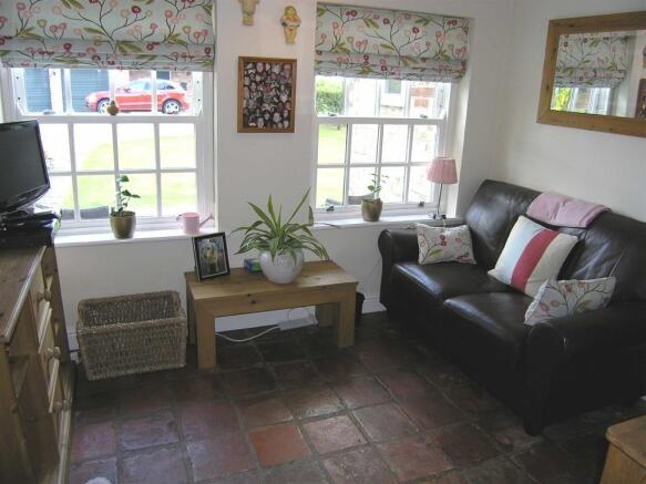 GARDEN ROOM