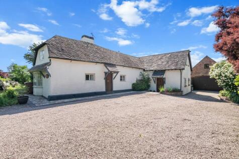Main Street, Bishampton, WR10