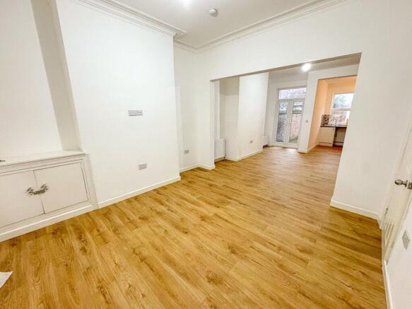Ashton New Road, Manchester, M11 – pohled 5