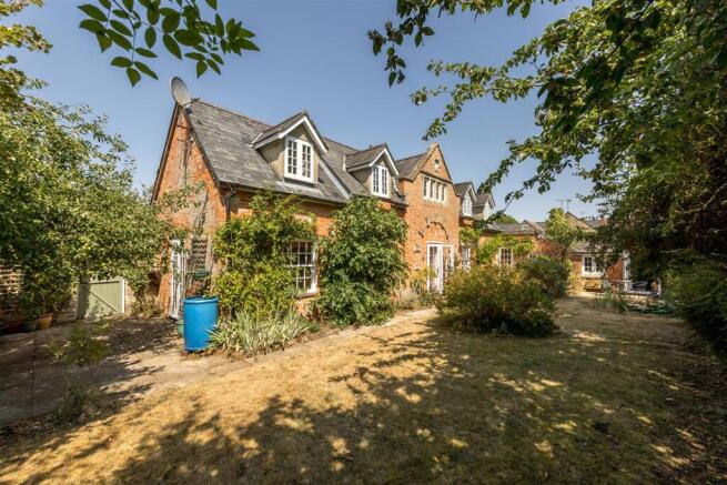A pretty Edwardian house