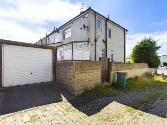 2 bed End of Terrace to rent Image 9