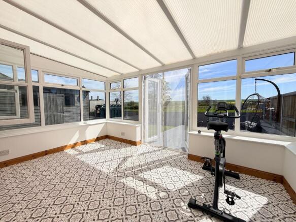 3 bed Semi-Detached for sale Image 7