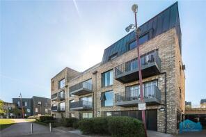 Flat 10, 4 Middlesex Building, Copt Place, Mill Hill, London NW7 1FT