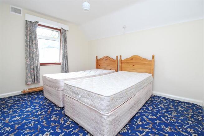Bedroom 3.jpg