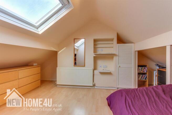 ATTIC ROOM / BEDROOM FOUR: