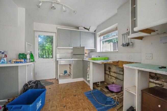 Gilbert Close - Kitchen