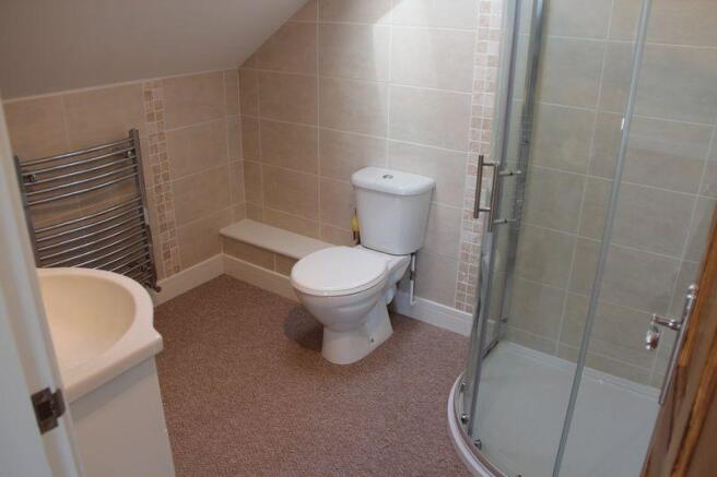 EN SUITE