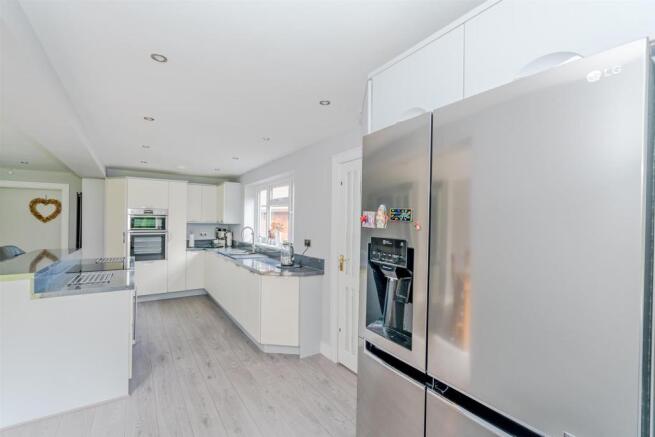 43, Enderley Drive, Walsall, Staffordshire, WS3 3P
