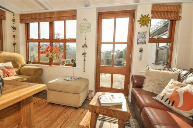 SUN ROOM