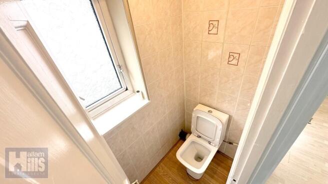 3 bed Semi-Detached to rent Image 12